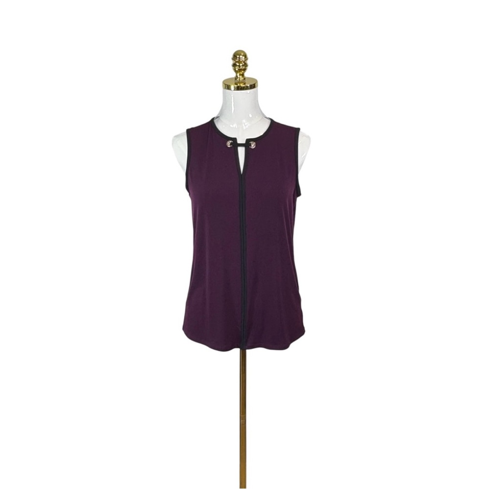 Womanโs Ivanka Trump sleeveless purple with black trim blouse size S